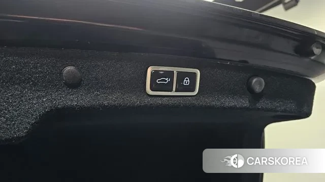 Hyundai Grandeur (GN7) id 3518127 из Кореи 11