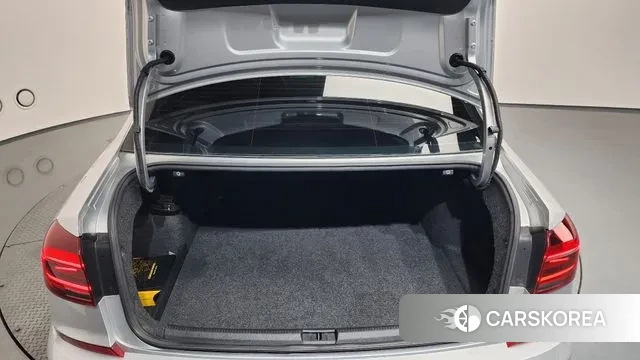 Volkswagen The New Passat id 3779113 из Кореи 11