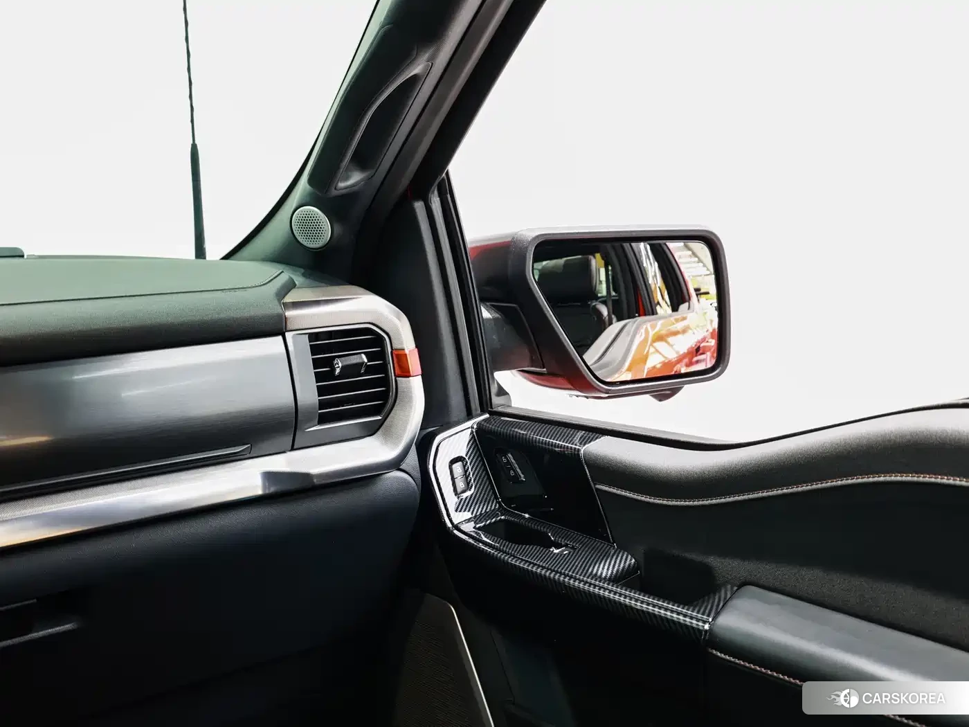 Ford F-150 id 4681241 из Китая 11