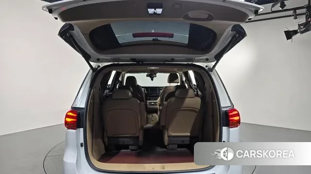 Kia The New Carnival id 3374670 из Кореи 11