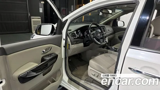 Kia All New Carnival id 2765633 из Кореи 11