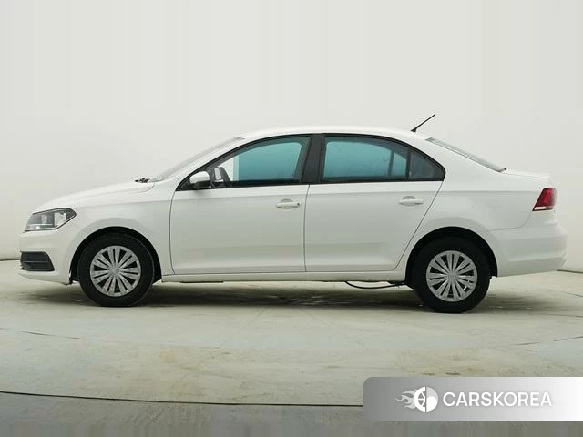 Volkswagen Santana id 4258758 из Китая 11