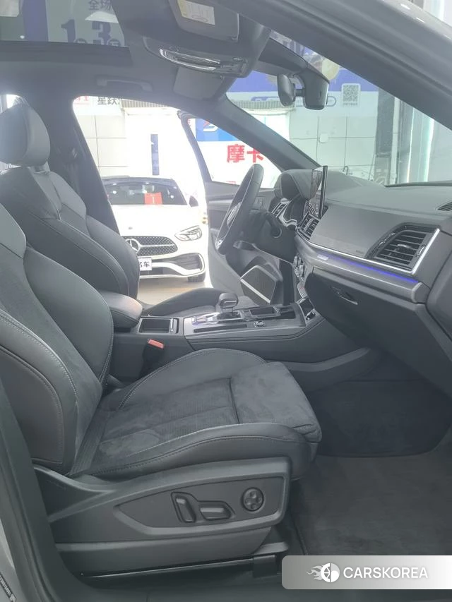 Audi Q5L Sportback id 4279178 из Китая 11