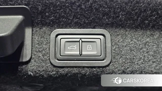 Audi A6 (C8) id 3671739 из Кореи 11