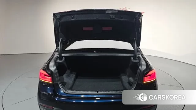 BMW 5 Series (G30) id 3180421 из Кореи 11