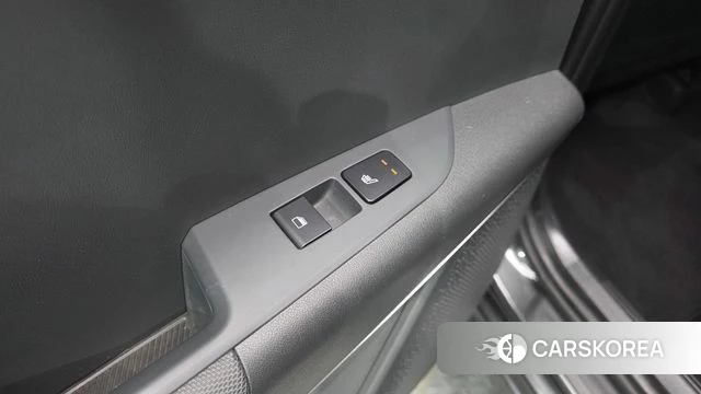 Kia Di Ol Nu Niro id 4580153 из Кореи 11