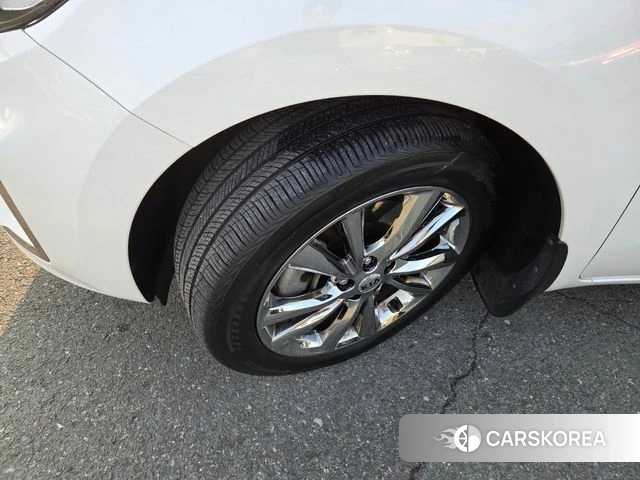 Kia The New Carnival id 3853398 из Кореи 11