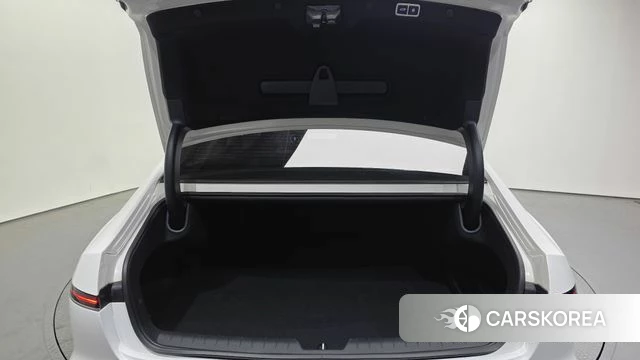 Hyundai Grandeur (GN7) id 3811833 из Кореи 11