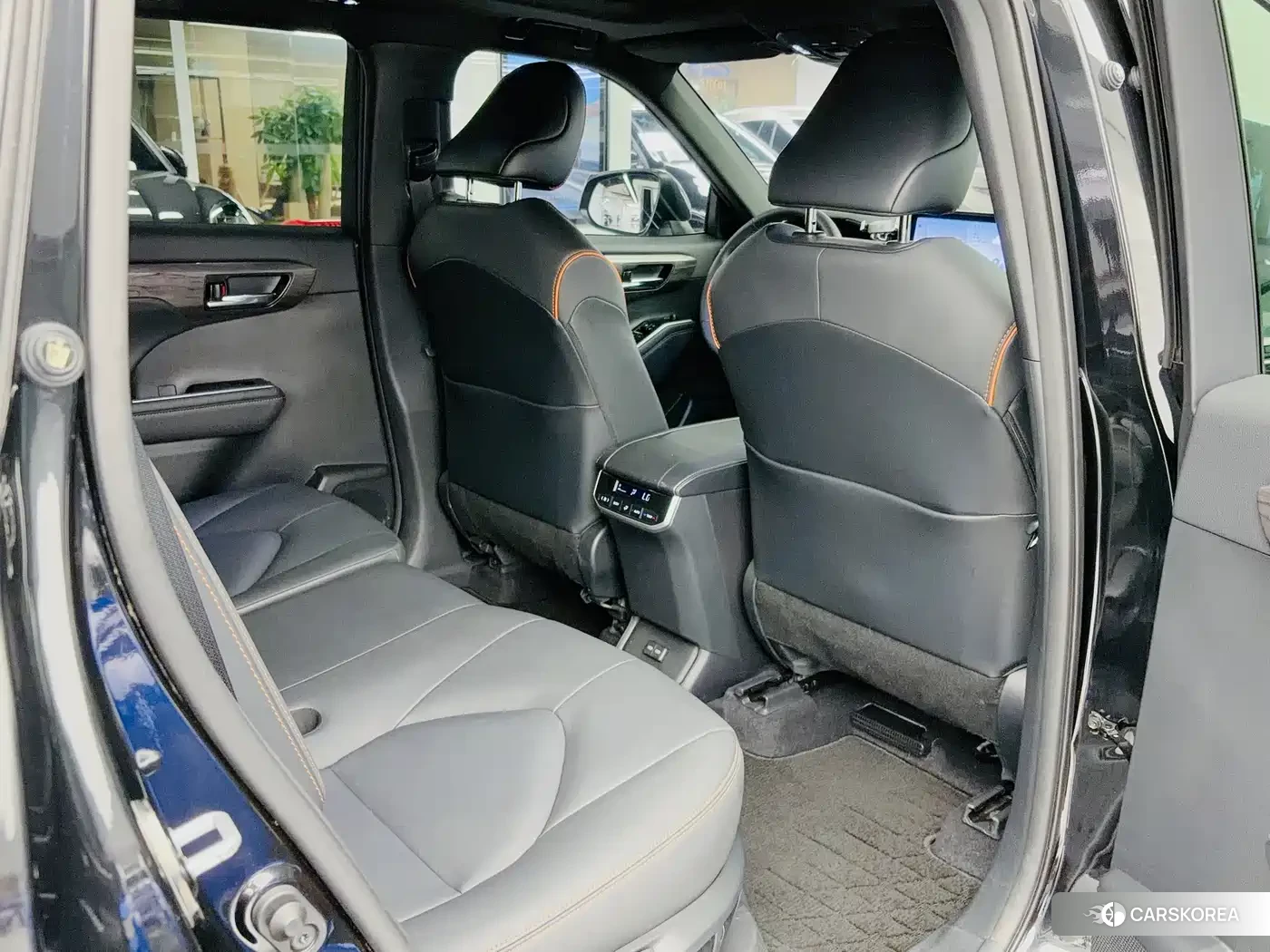 Toyota Crown id 4601837 из Китая 11