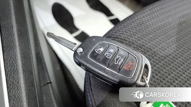 Hyundai Avante AD id 3602366 из Кореи 11