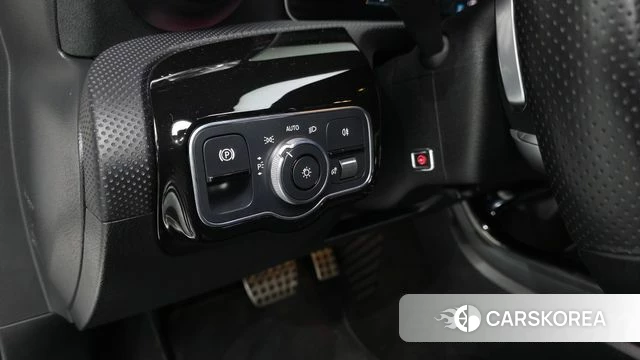 Mercedes-Benz A-Class W177 id 4581361 из Кореи 11