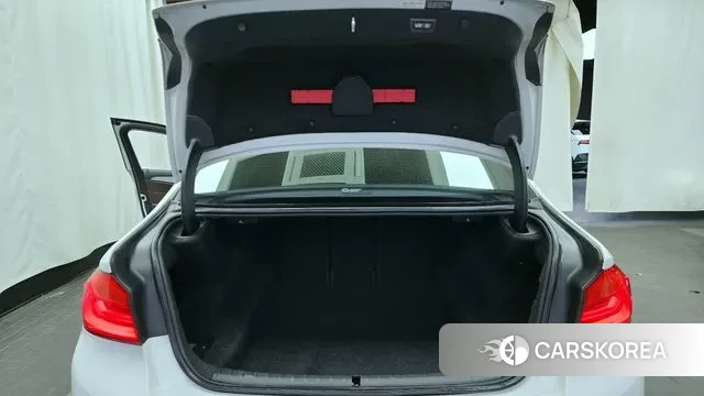 BMW 5 Series (G30) id 3484676 из Кореи 11