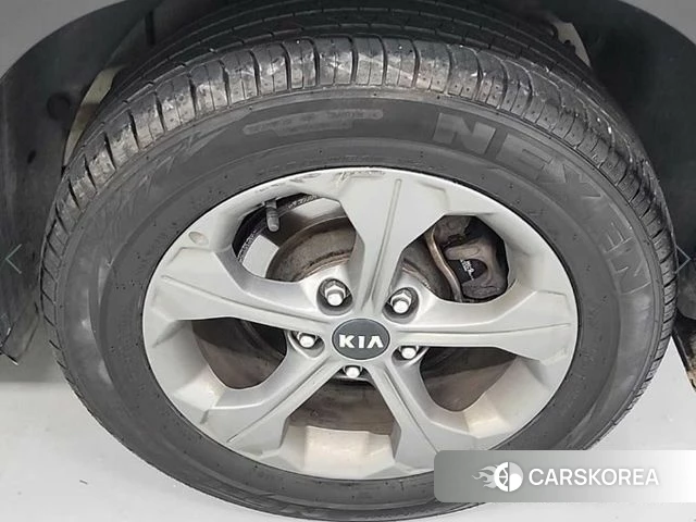 Kia Seltos id 4390098 из Кореи 11