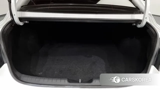 Hyundai Avante (CN7) id 3248518 из Кореи 11