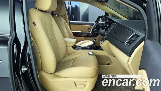 Kia The New Carnival id 2681898 из Кореи 11