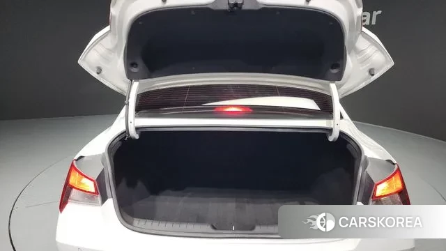 Hyundai Avante Hybrid (CN7) id 3504207 из Кореи 11