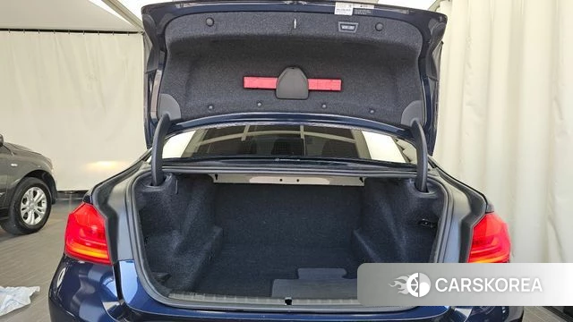 BMW 5 Series (G30) id 3879381 из Кореи 11