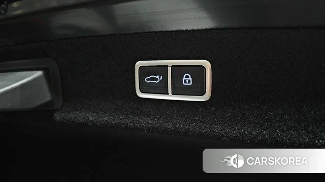 Genesis G90 (RS4) id 4243712 из Кореи 11