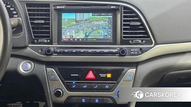 Hyundai Avante AD id 3943034 из Кореи 11