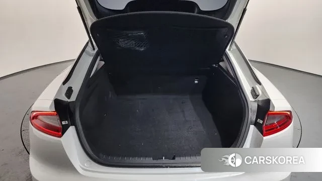 Kia Stinger id 3651857 из Кореи 11