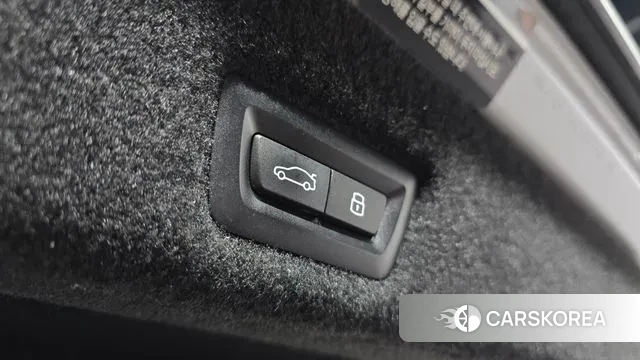 BMW 7 Series (G70) id 3599900 из Кореи 11