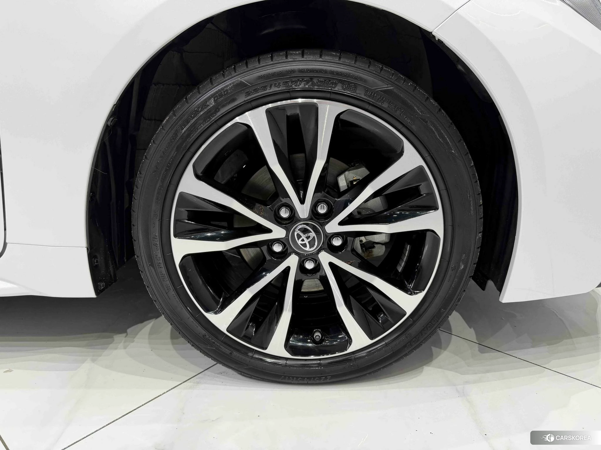Toyota Levin id 4479524 из Китая 11
