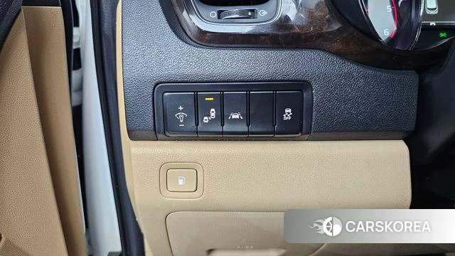 Kia The New Carnival id 4310586 из Кореи 11