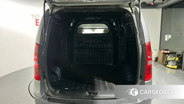 Hyundai The New Grand Starex id 3599161 из Кореи 11