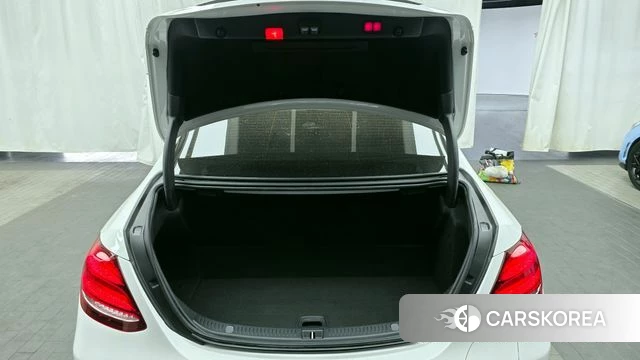 Mercedes-Benz E-Class W213 id 4180109 из Кореи 11