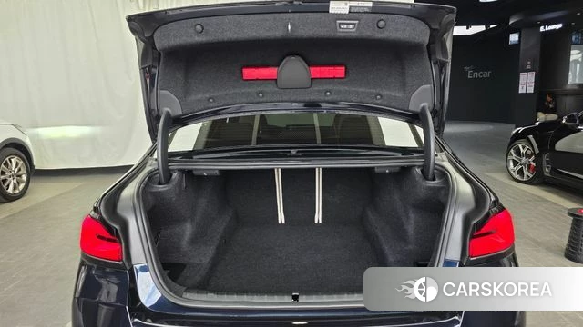 BMW 5 Series (G30) id 3965127 из Кореи 11