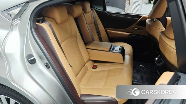 Lexus ES300h 7th generation id 4688927 из Кореи 11