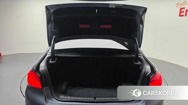 BMW 5 Series (G30) id 4318323 из Кореи 11