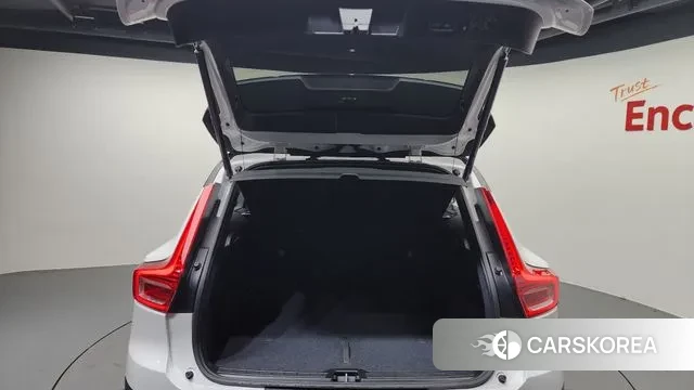 Volvo XC40 id 3355443 из Кореи 11