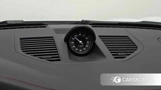 Porsche 911(992) id 4456277 из Кореи 11