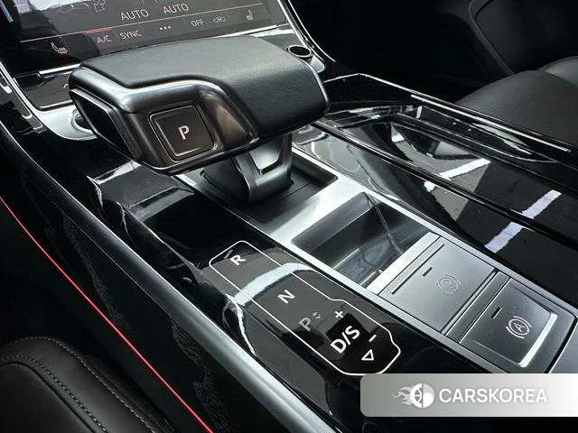 Audi A8 id 4235032 из Китая 11