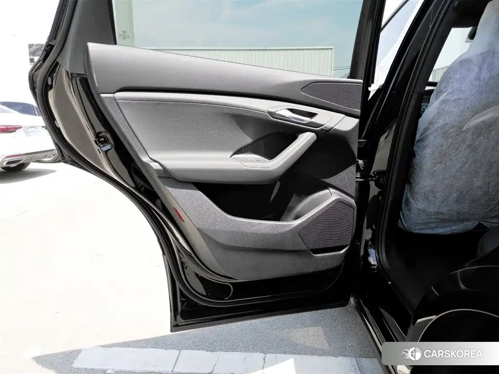 Audi Q6L e-tron id 4515523 из Китая 11