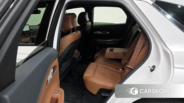 Genesis GV70 id 3294743 из Кореи 11