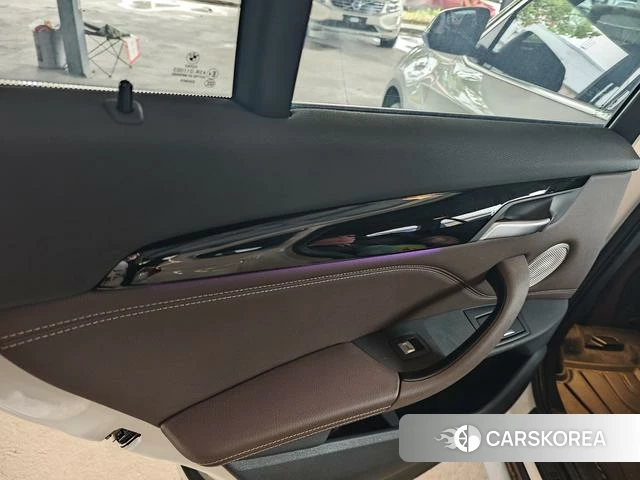 BMW X1 id 4290230 из Китая 11