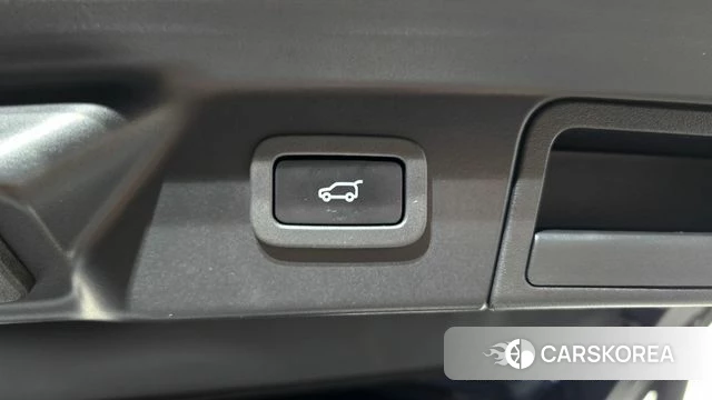 Land Rover Range Rover Velar id 3834657 из Кореи 11