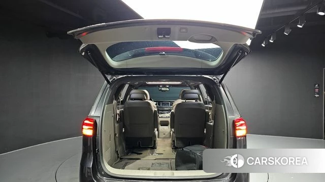 Kia The New Carnival id 4557932 из Кореи 11