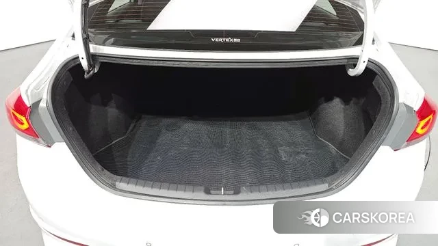 Hyundai Avante AD id 3742950 из Кореи 11