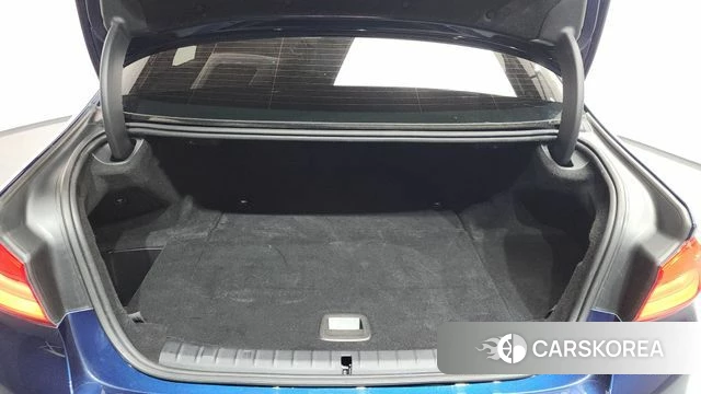 BMW 5 Series (G30) id 3844292 из Кореи 11