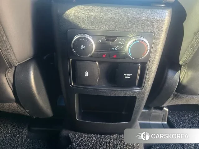 Ford Explorer 6th Generation id 3427567 из Кореи 11