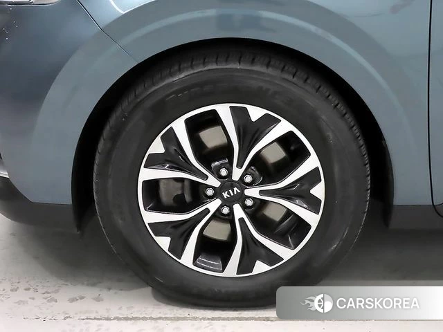 Kia Carnival 4th generation id 4446225 из Кореи 11