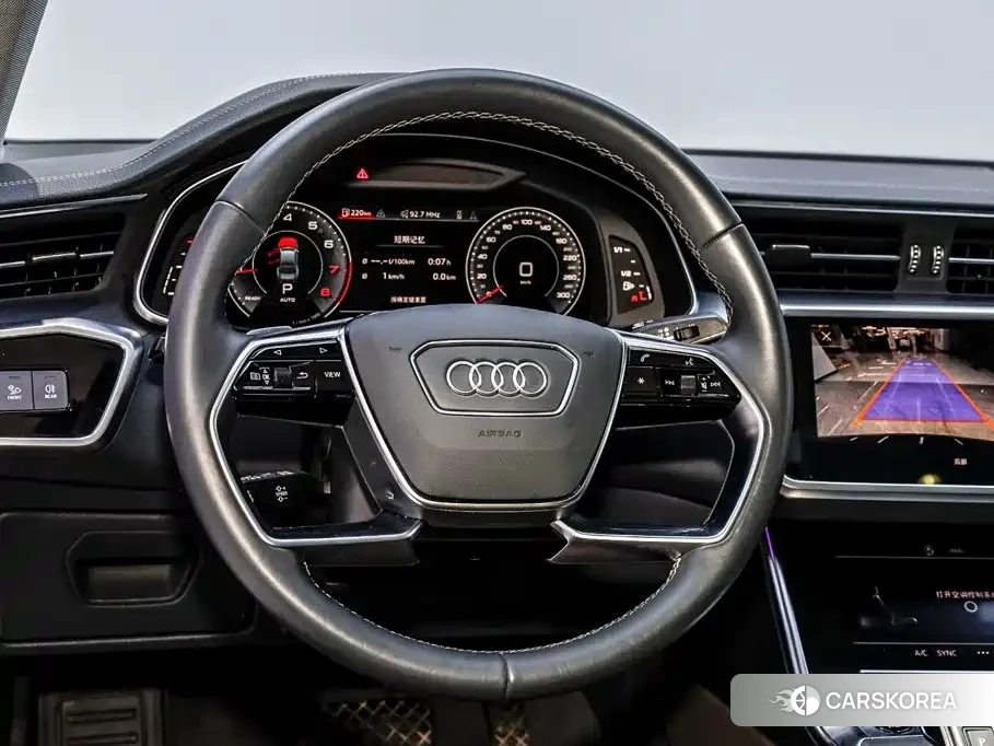 Audi A7L id 4649382 из Китая 11
