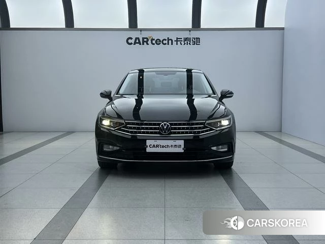 Volkswagen Magotan id 4263113 из Китая 11