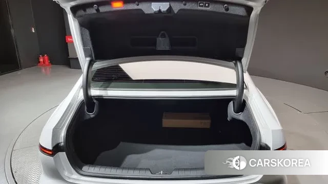 Hyundai Grandeur (GN7) id 3517567 из Кореи 11