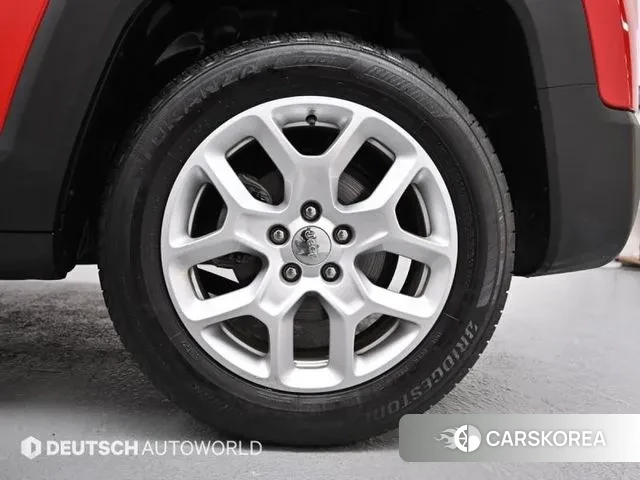 Jeep Renegade id 3325355 из Кореи 11