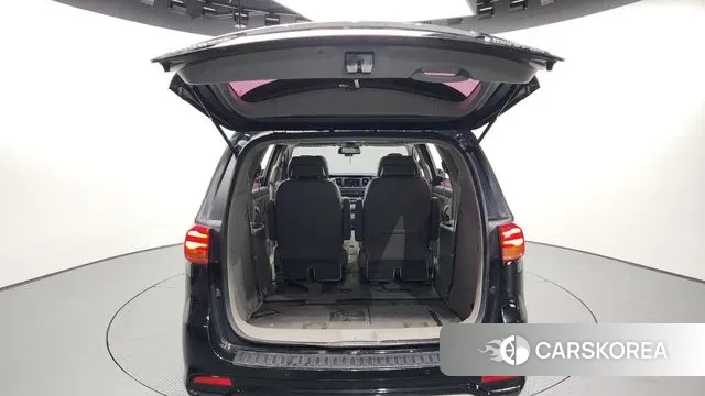 Kia The New Carnival id 3558014 из Кореи 11