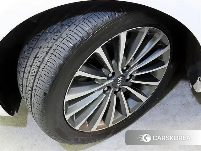 Kia Come New K7 id 3622706 из Кореи 11